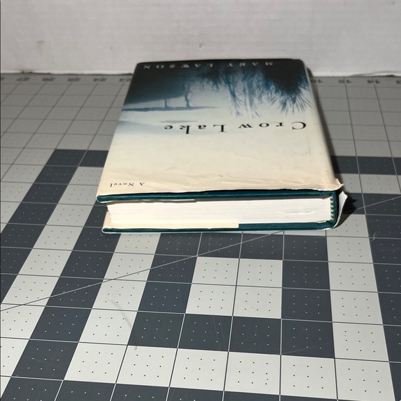 Crow Lake by Mary Lawson Novel - Picture 6 of 8